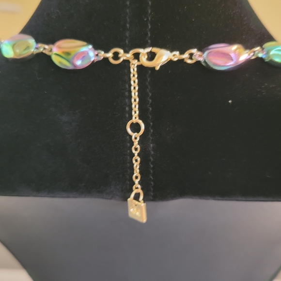 Open Edit Necklace - Picture 2 of 3